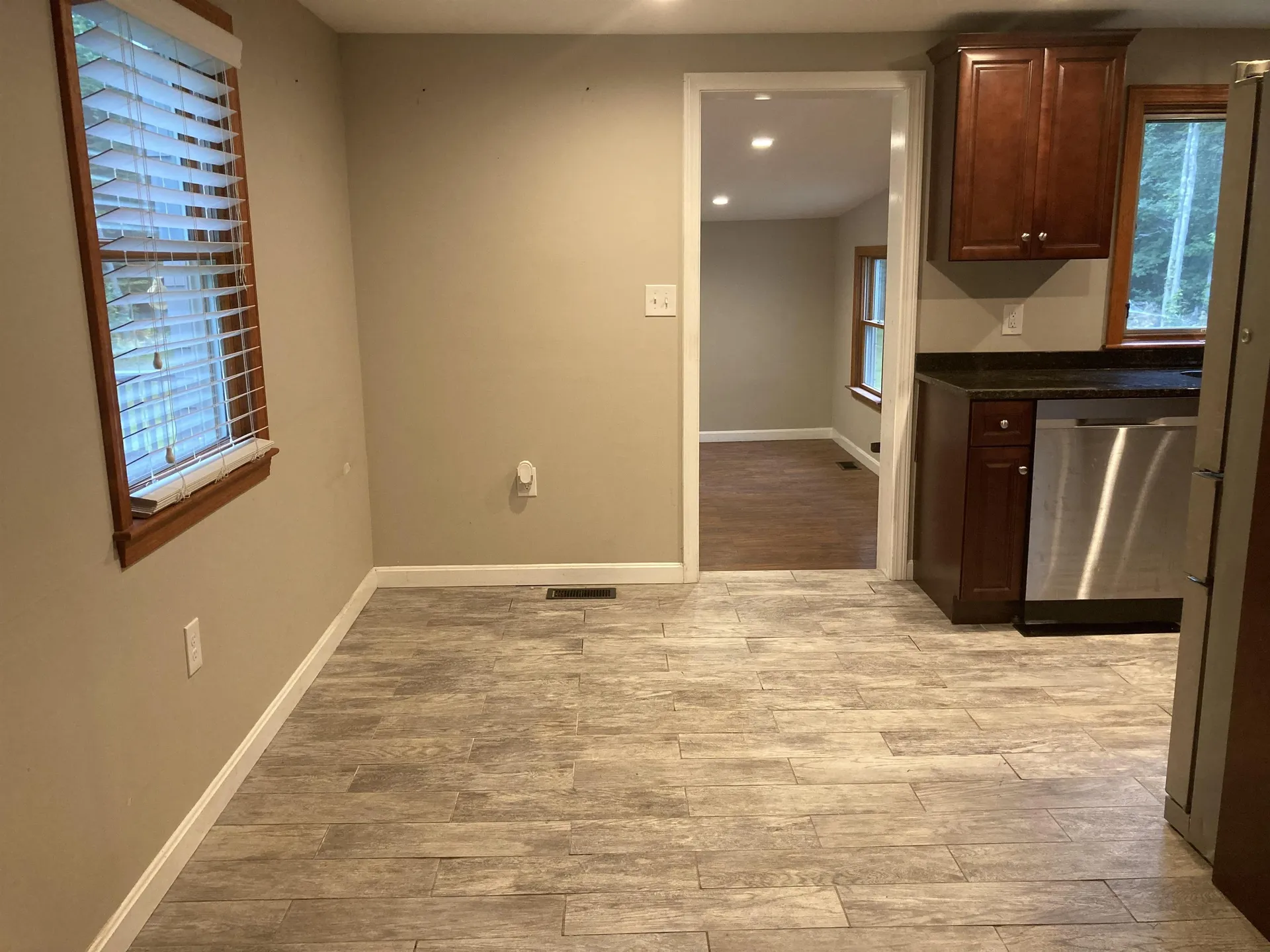 5 Wilkele Road Sandown NH 03873
