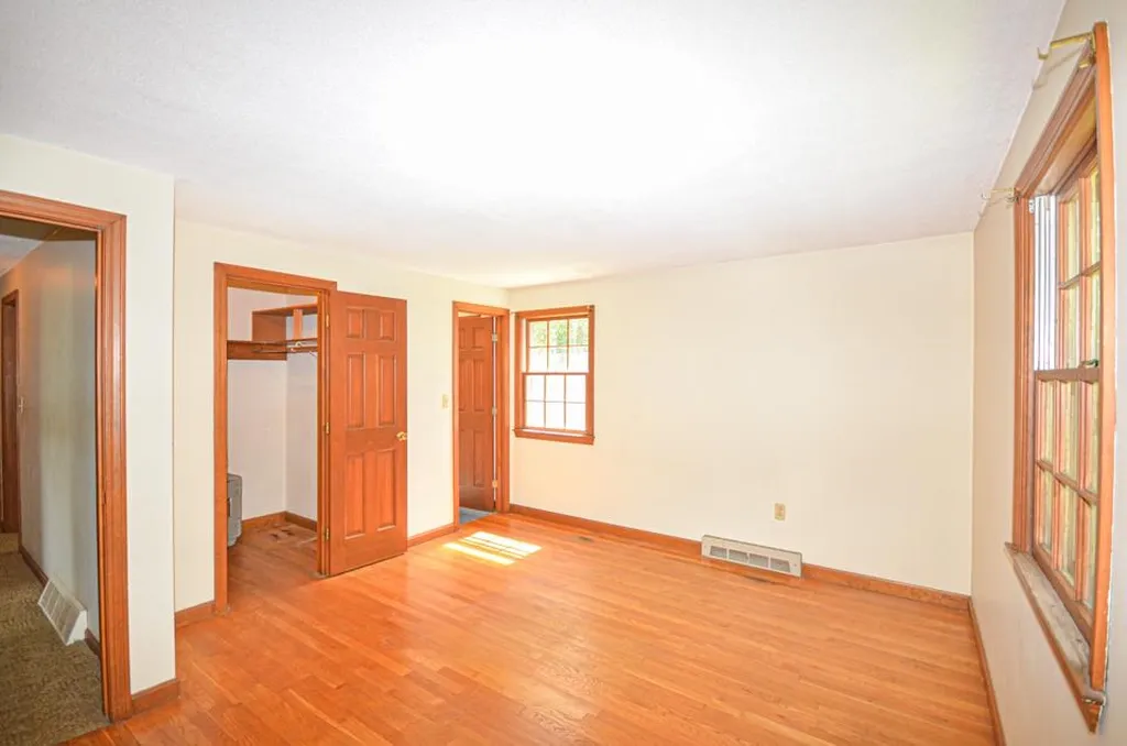 9 Spruce Street Merrimack NH 03054