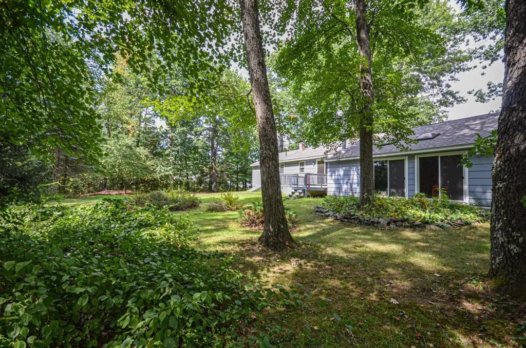 9 Spruce Street Merrimack NH 03054
