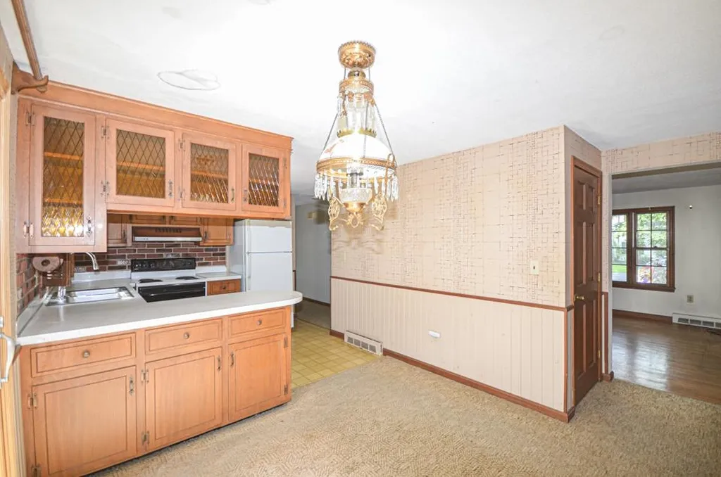 9 Spruce Street Merrimack NH 03054