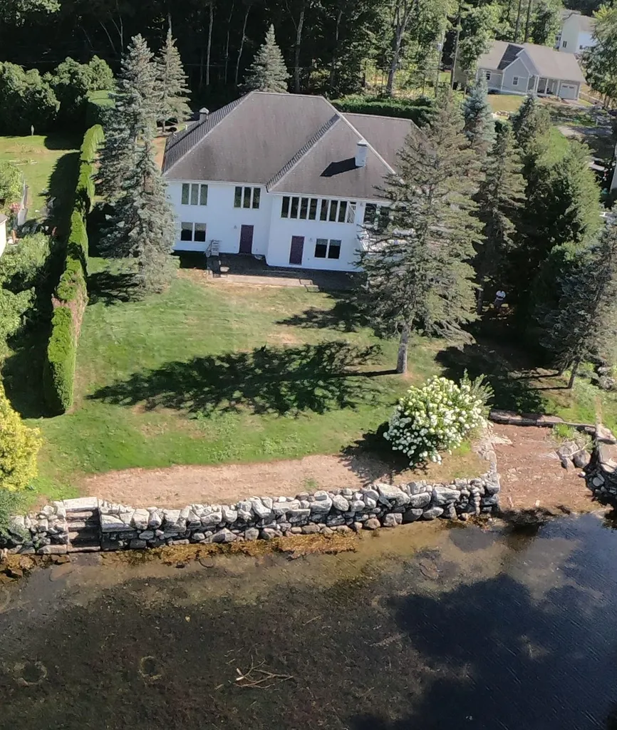 101 Lake Shore Road Salem NH 03079