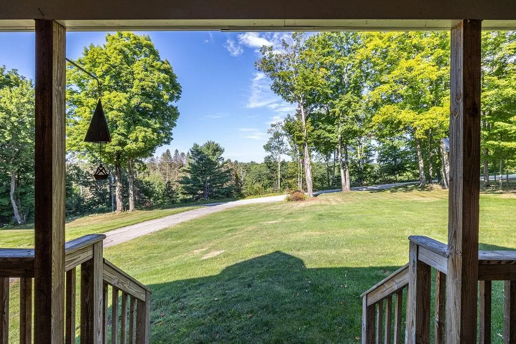 1066 Gorham Pond Road Dunbarton NH 03046