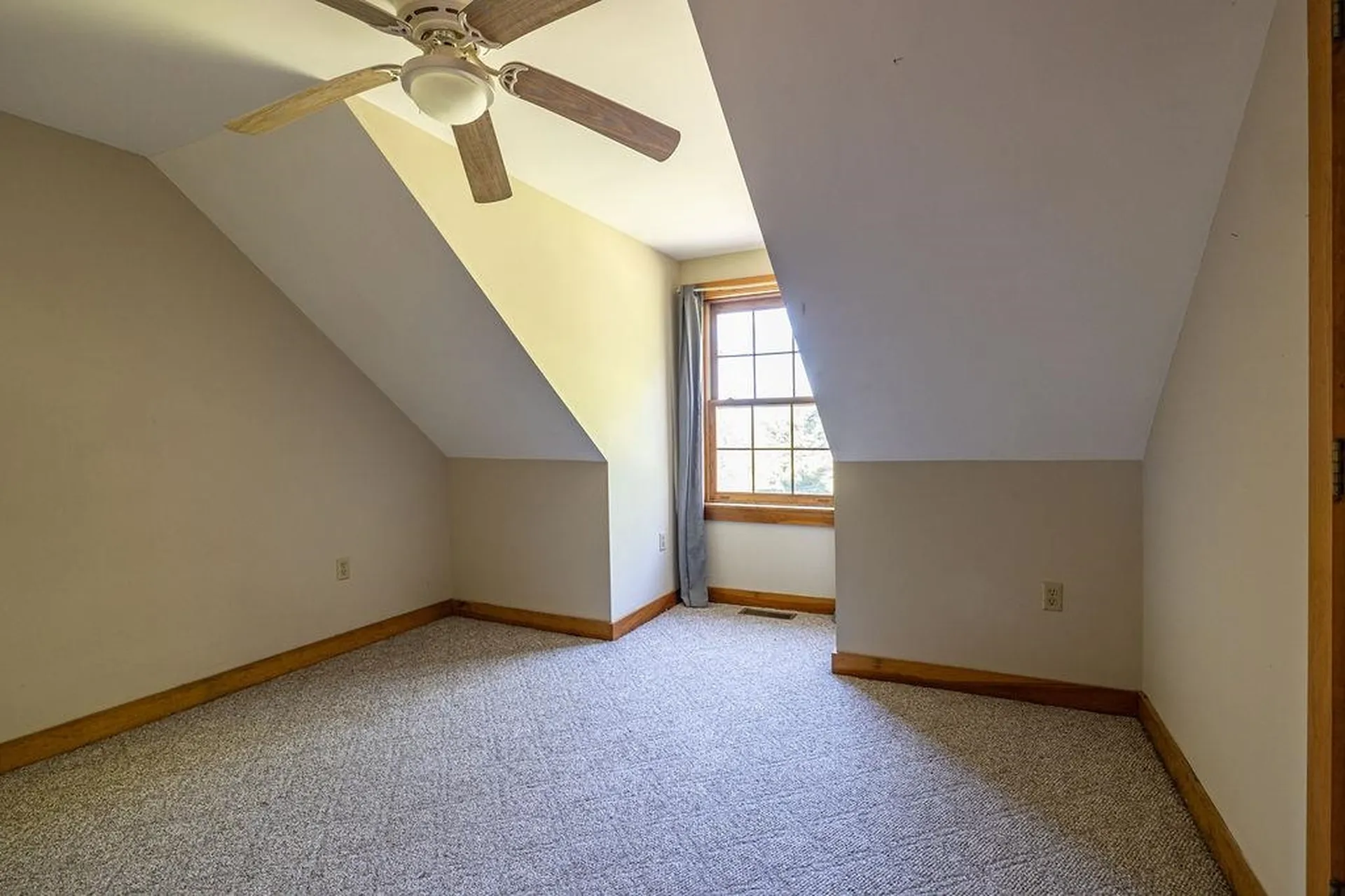1066 Gorham Pond Road Dunbarton NH 03046
