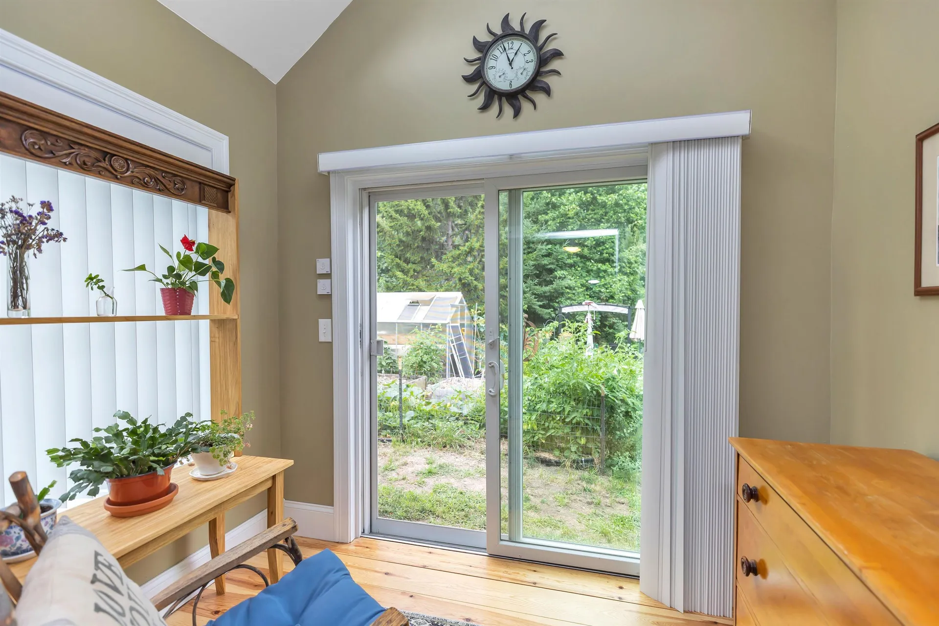 15 Orchard Street Auburn NH 03032