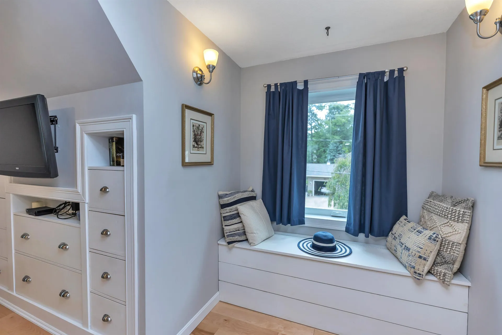 15 Orchard Street Auburn NH 03032