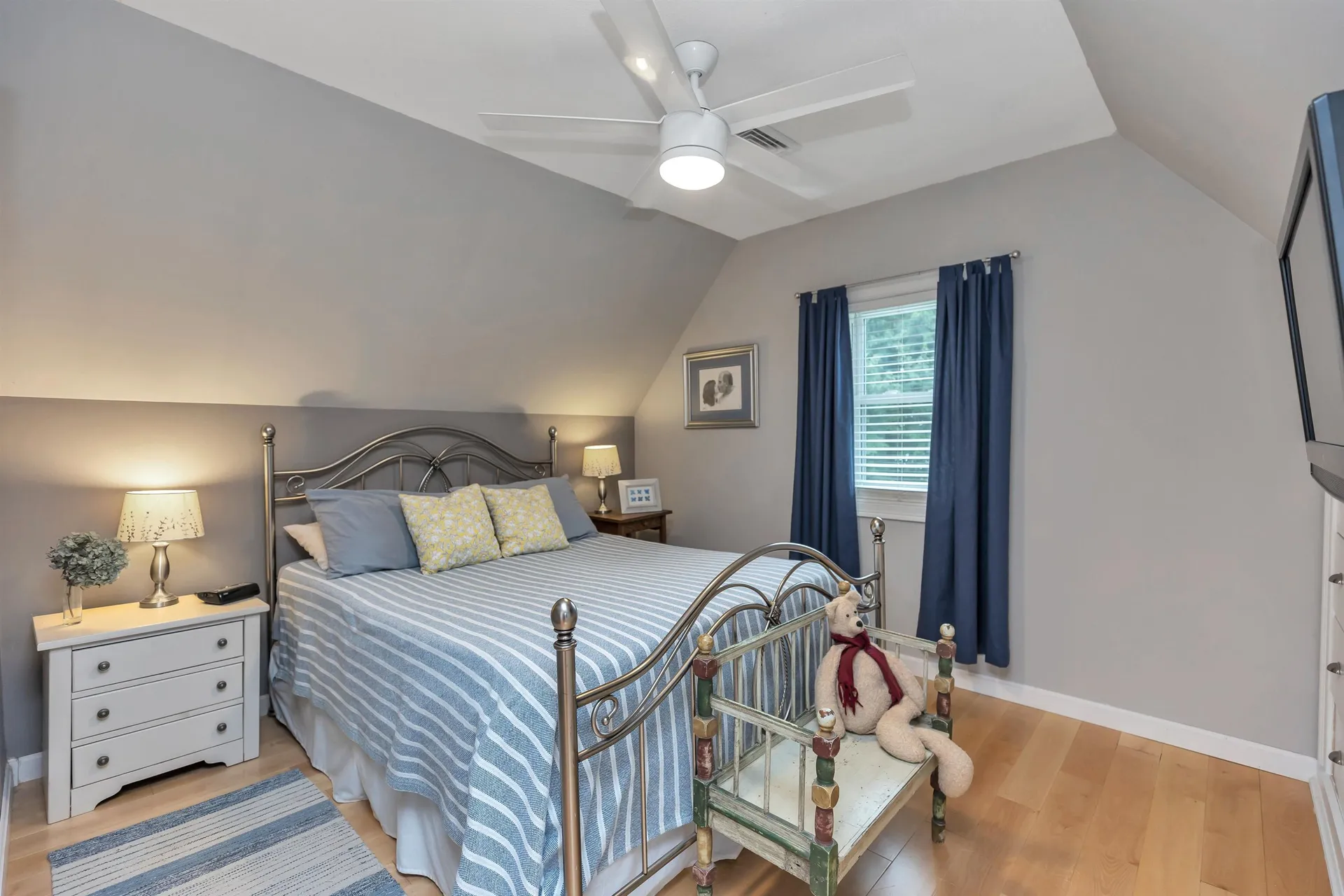 15 Orchard Street Auburn NH 03032