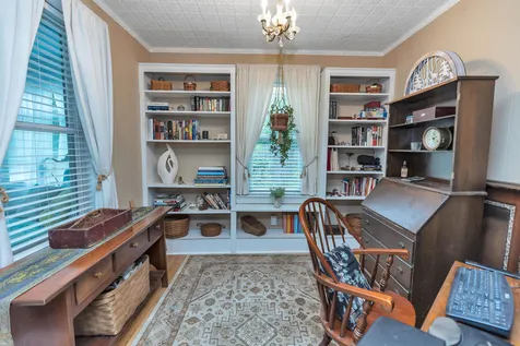 15 Orchard Street Auburn NH 03032