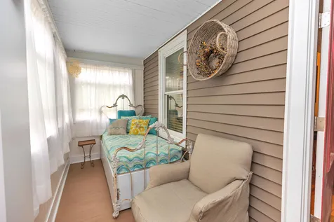 15 Orchard Street Auburn NH 03032