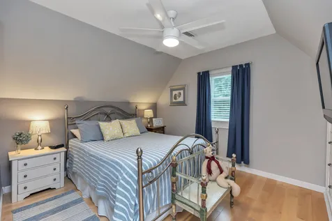 15 Orchard Street Auburn NH 03032