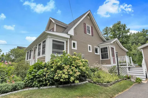 15 Orchard Street Auburn NH 03032