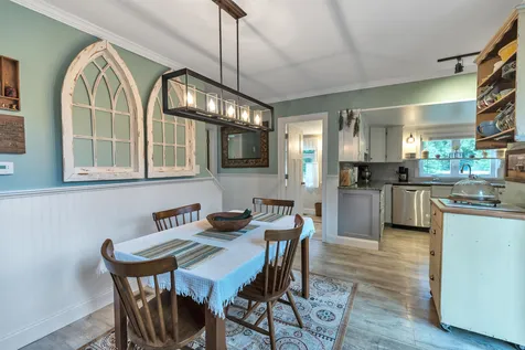 15 Orchard Street Auburn NH 03032