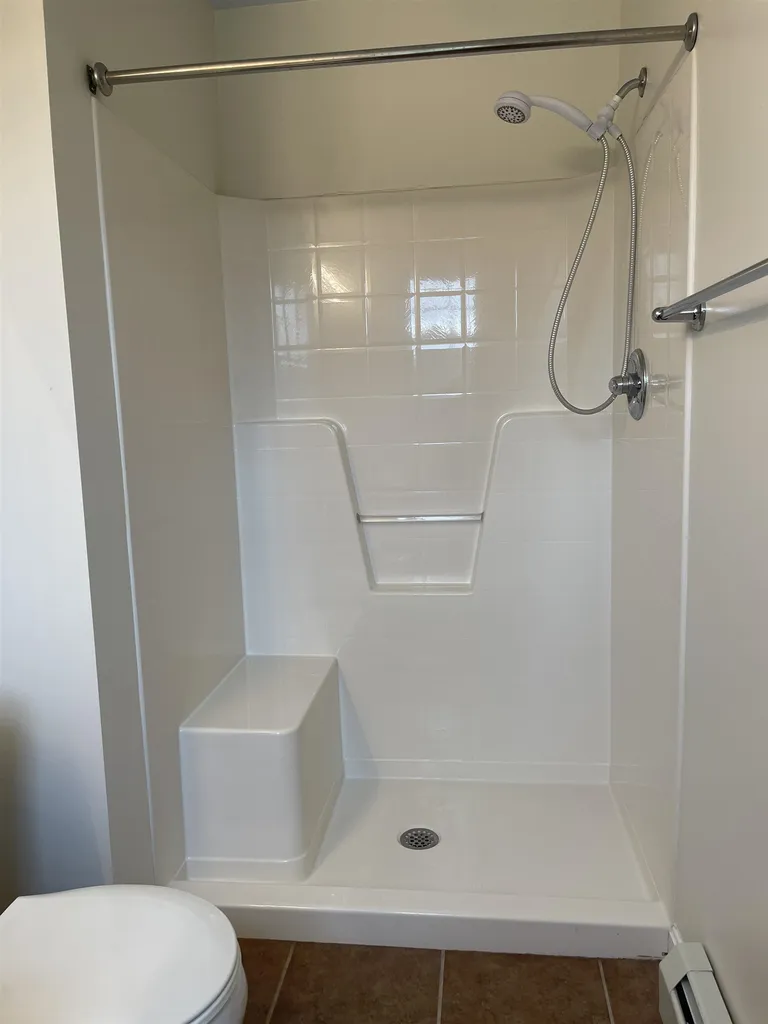 86 Barrister Drive Hartford VT 05001