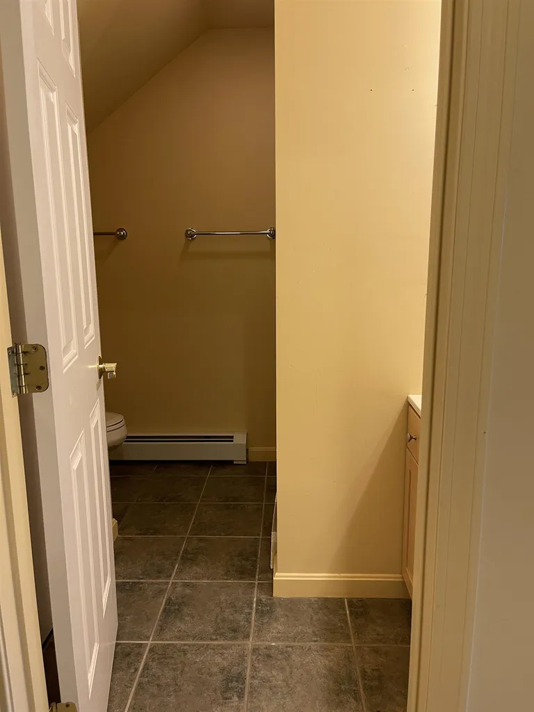 86 Barrister Drive Hartford VT 05001