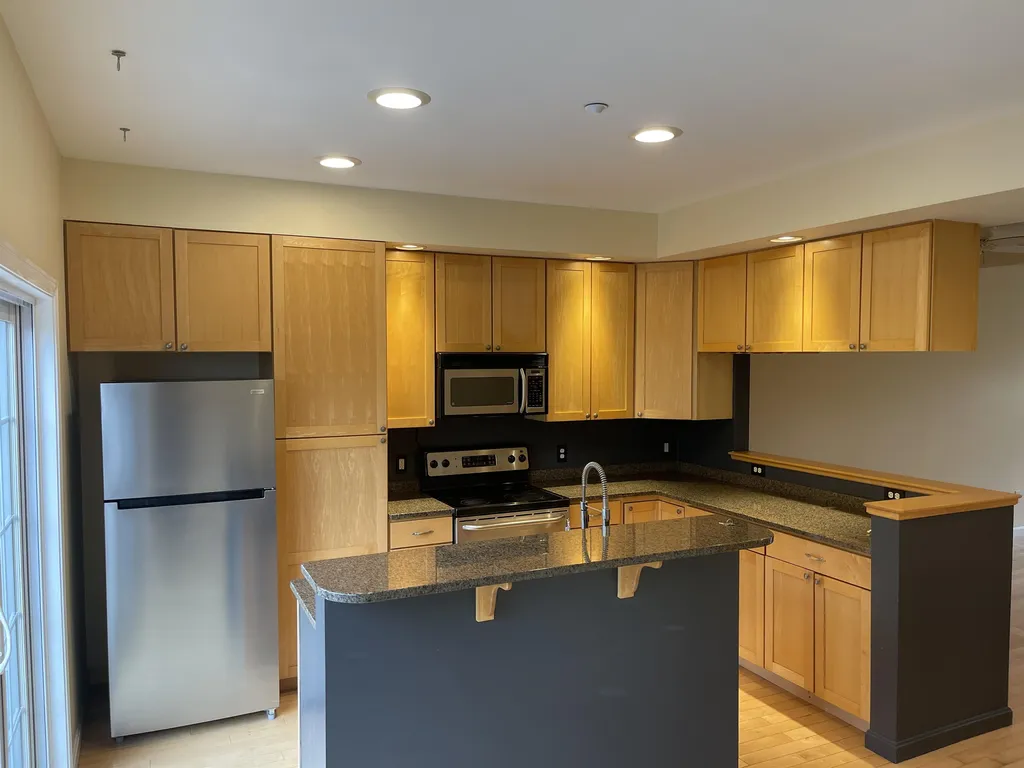86 Barrister Drive Hartford VT 05001