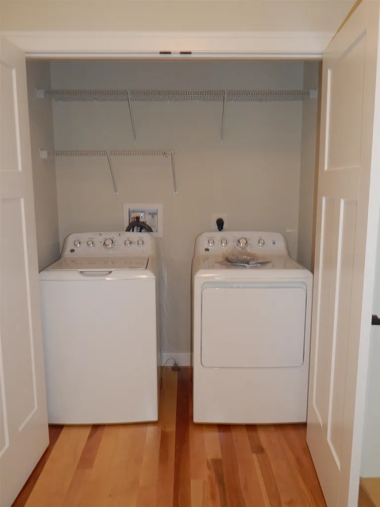 18 Rose Fountain Lane Hampton NH 03842