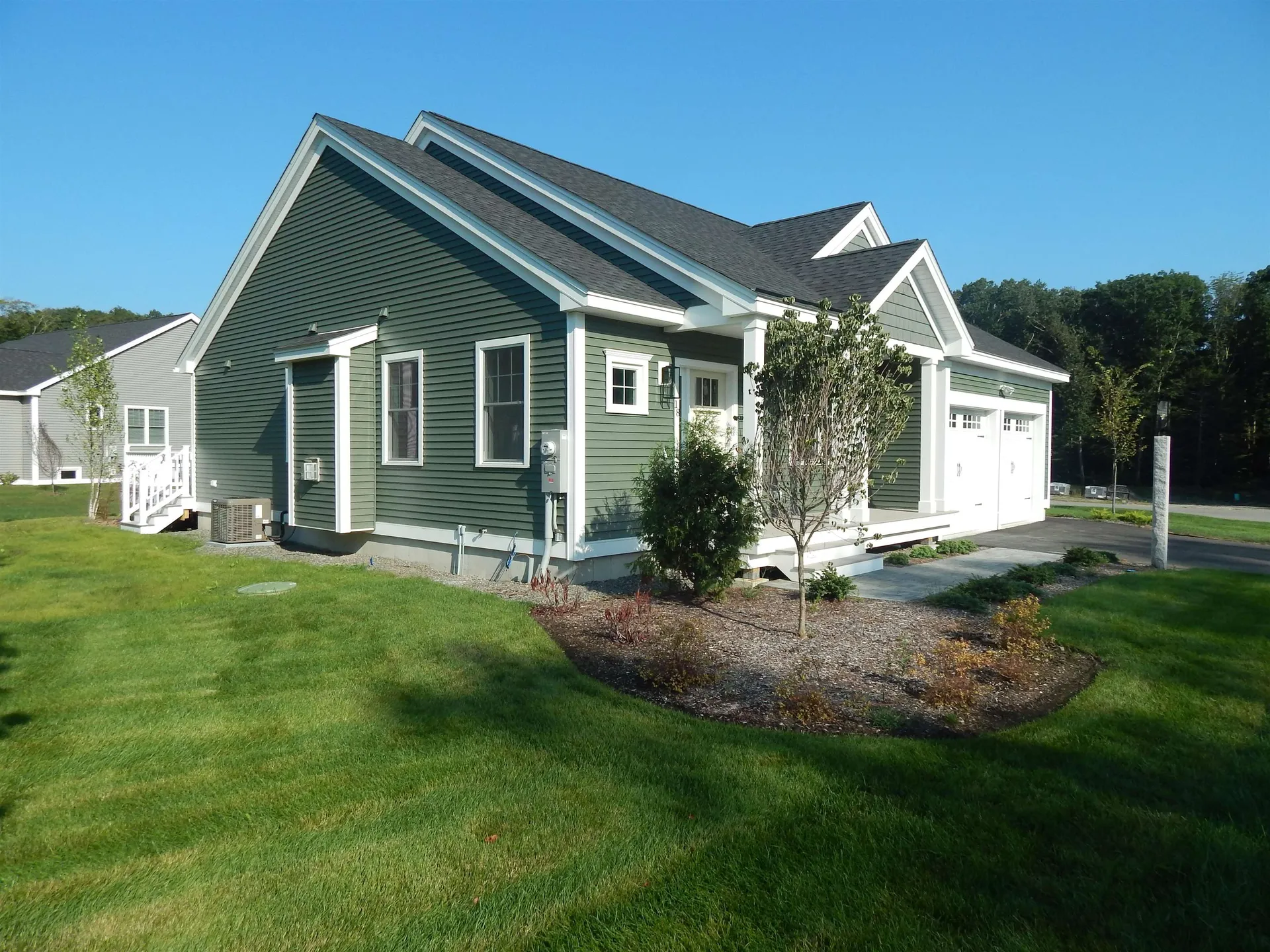 18 Rose Fountain Lane Hampton NH 03842