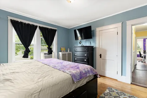 566 Amherst Street Manchester NH 03104