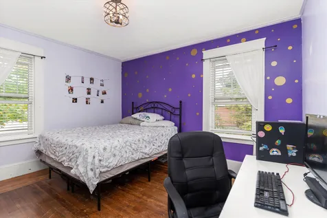 566 Amherst Street Manchester NH 03104
