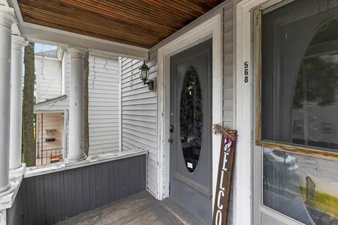 566 Amherst Street Manchester NH 03104