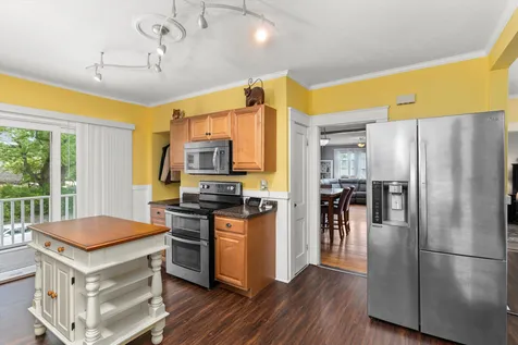 566 Amherst Street Manchester NH 03104