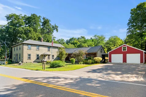 82 High Range Road Londonderry NH 03053