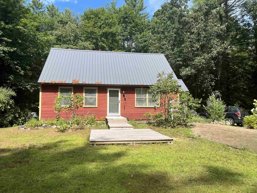 152 W Parish Road Concord NH 03303