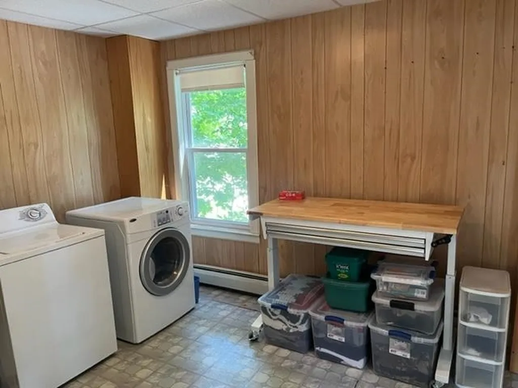 17 Elm Street Farmington NH 03835