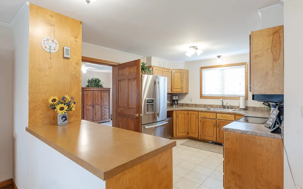 8 Dearborn Circle Walpole NH 03608