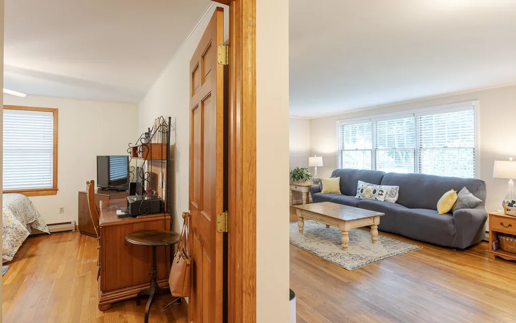 8 Dearborn Circle Walpole NH 03608