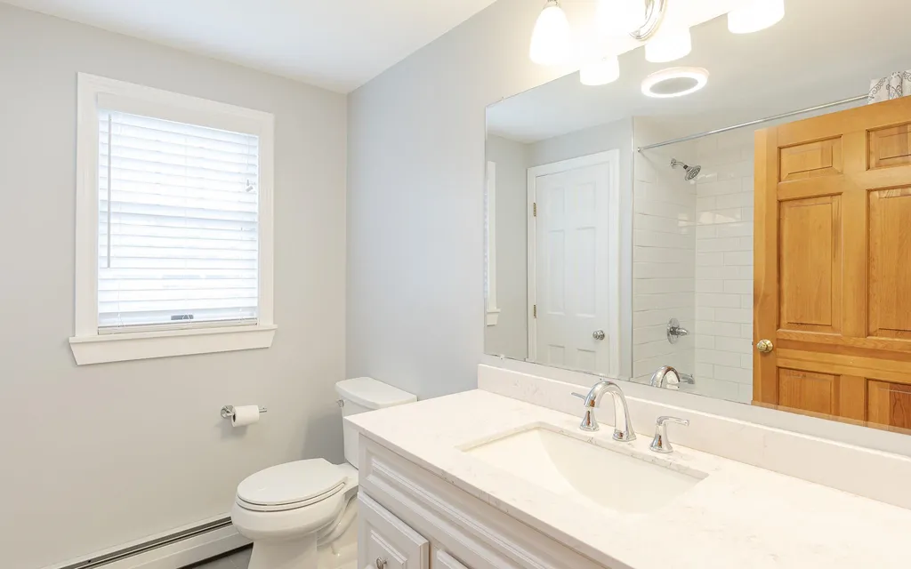 8 Dearborn Circle Walpole NH 03608