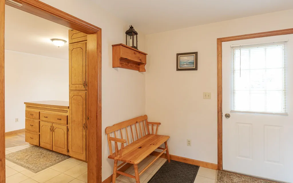 8 Dearborn Circle Walpole NH 03608