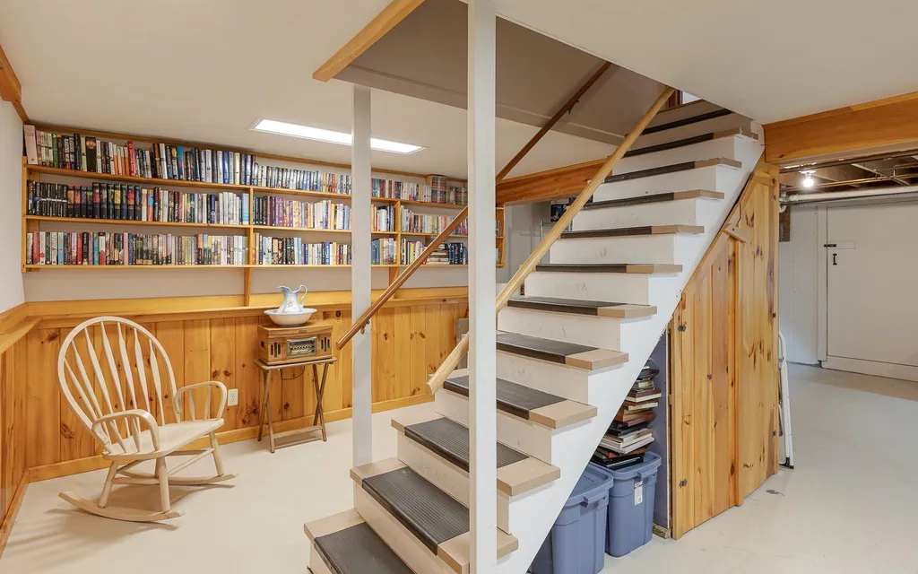 8 Dearborn Circle Walpole NH 03608