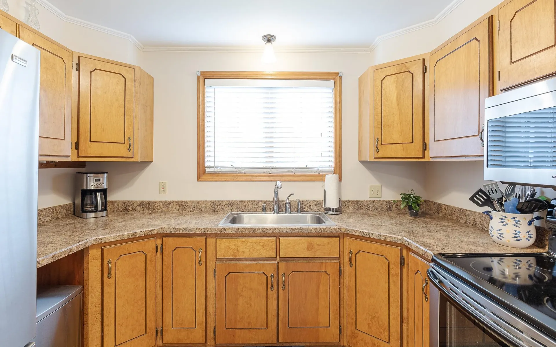 8 Dearborn Circle Walpole NH 03608