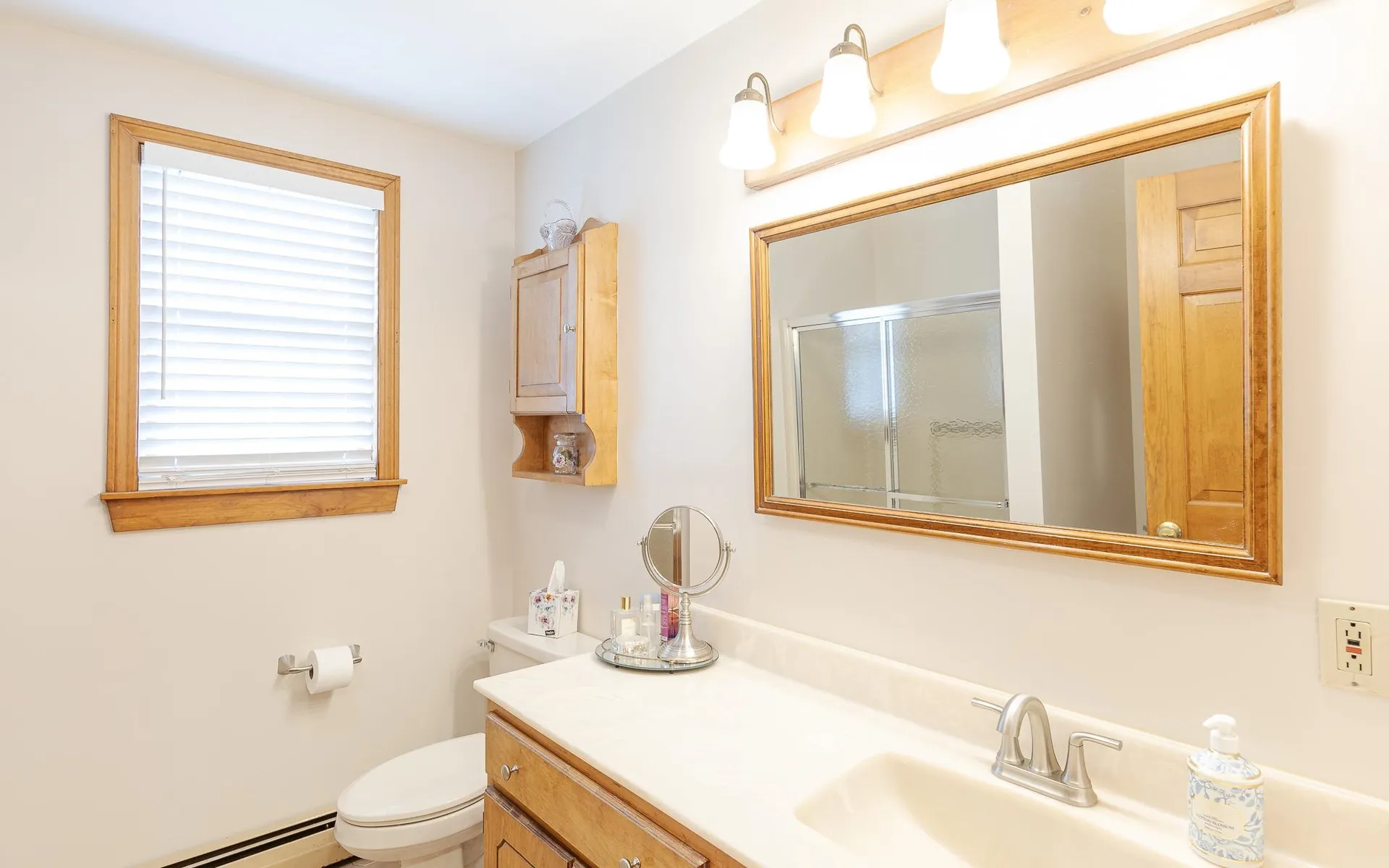 8 Dearborn Circle Walpole NH 03608