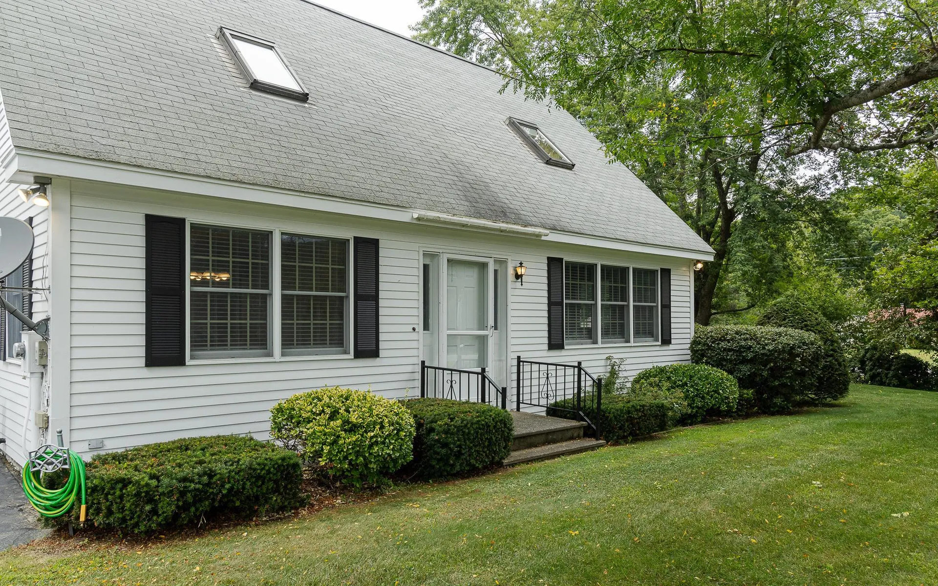 8 Dearborn Circle Walpole NH 03608