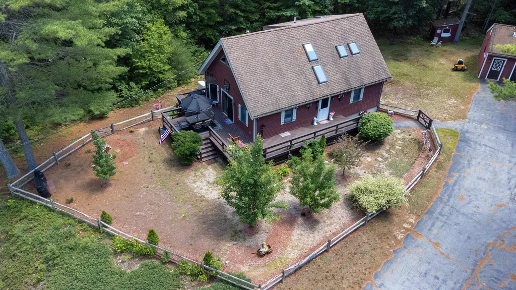 21 N Desmond Drive Wakefield NH 03830