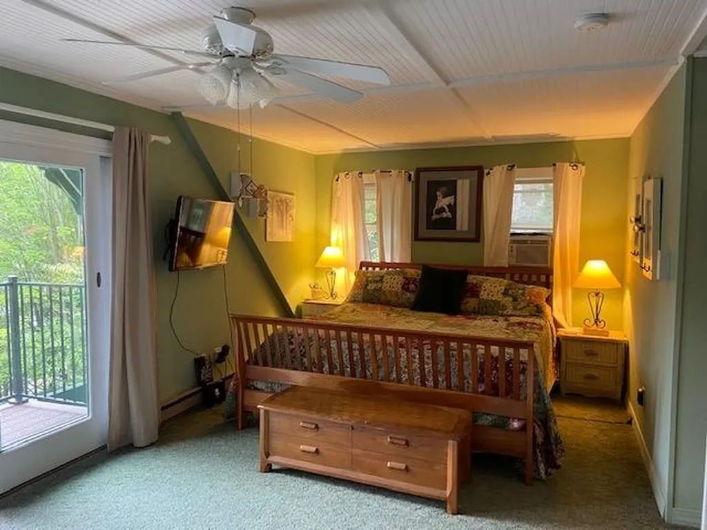 329 Chalk Pond Road Newbury NH 03255