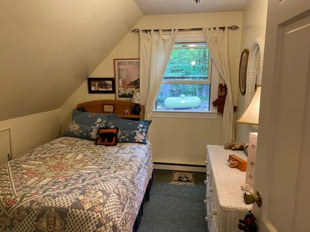 329 Chalk Pond Road Newbury NH 03255