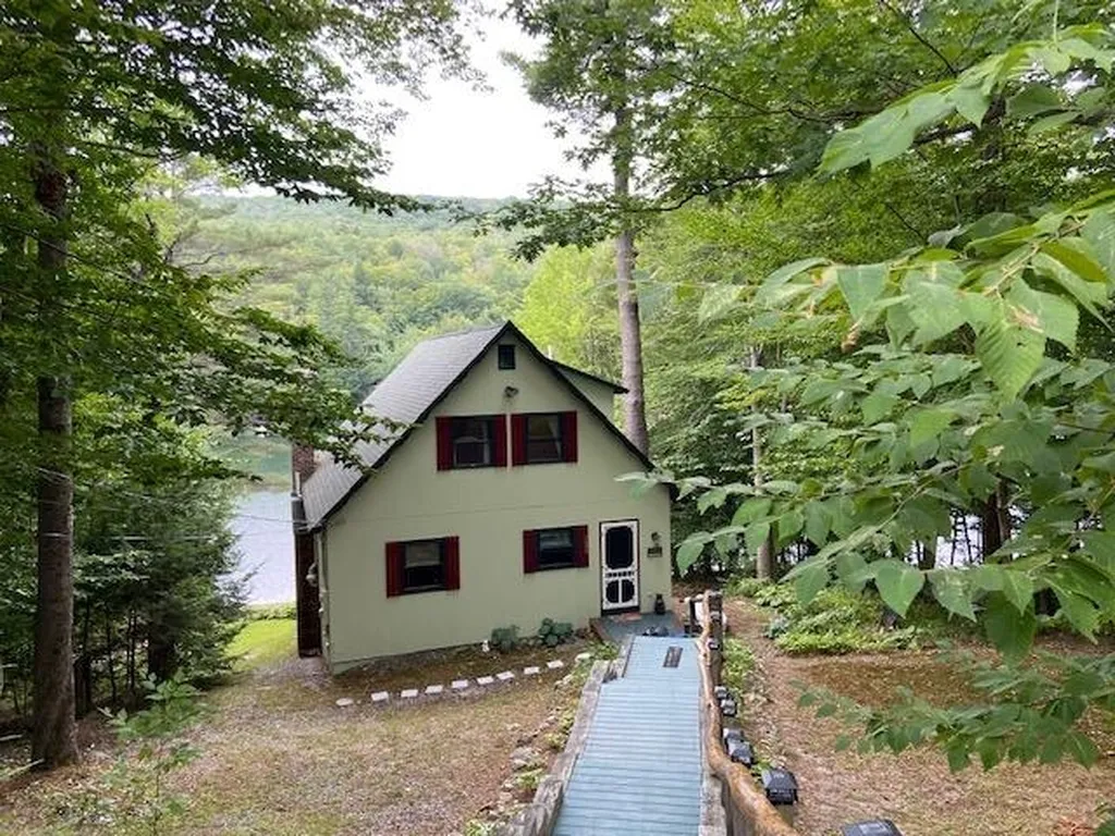 329 Chalk Pond Road Newbury NH 03255