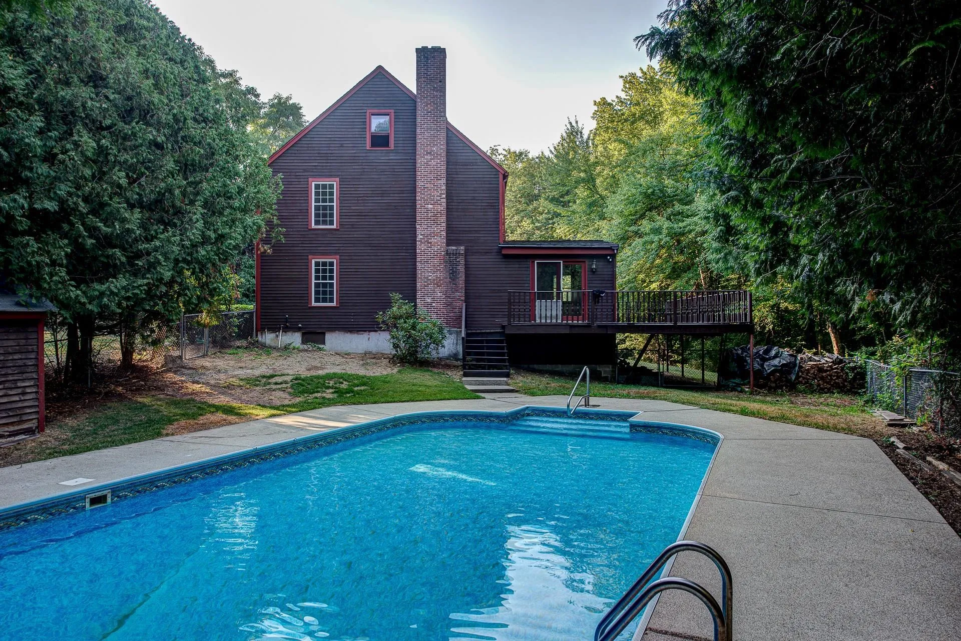 16 Country Club Lane Plaistow NH 03865
