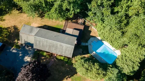16 Country Club Lane Plaistow NH 03865