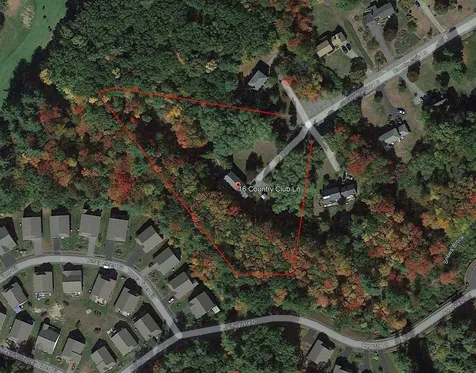 16 Country Club Lane Plaistow NH 03865