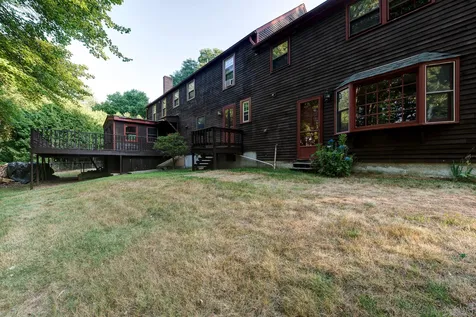 16 Country Club Lane Plaistow NH 03865