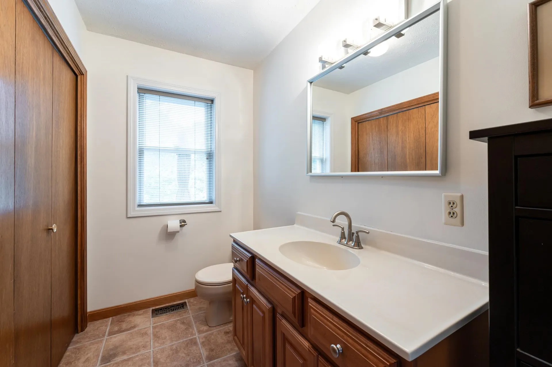 21 Settlement Way Nashua NH 03062
