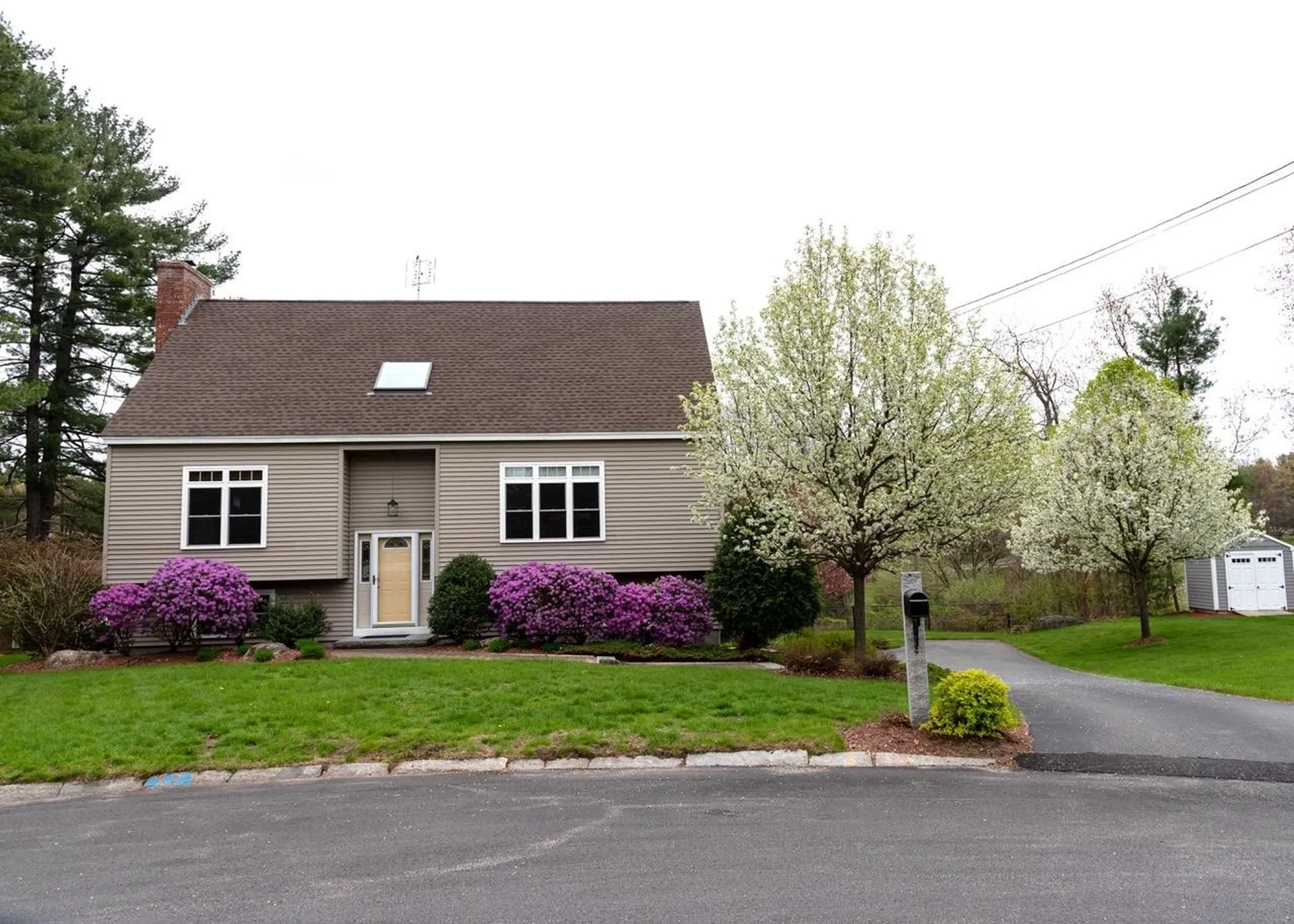 21 Settlement Way Nashua NH 03062