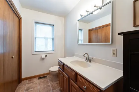 21 Settlement Way Nashua NH 03062