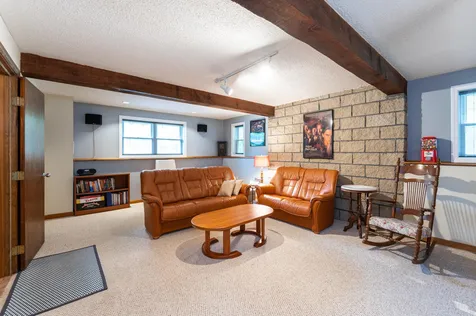 21 Settlement Way Nashua NH 03062