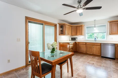 21 Settlement Way Nashua NH 03062