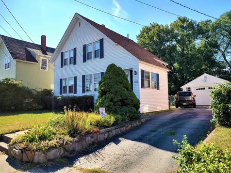 381 Shasta Street Manchester NH 03103