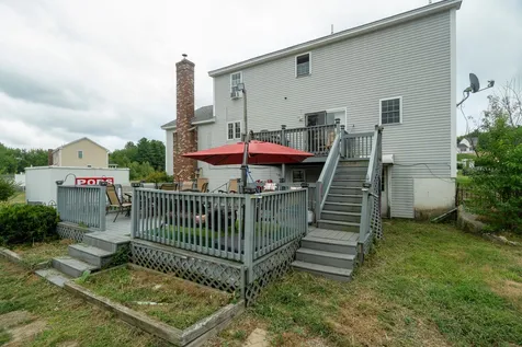 25 Longwood Avenue Londonderry NH 03053